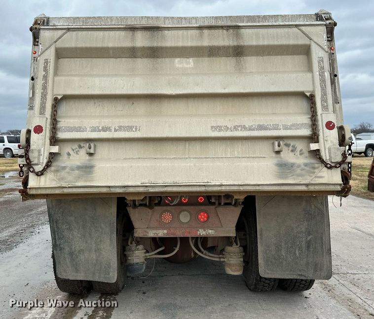 image for item NO9417 2014 Caterpillar CT660  dump truck