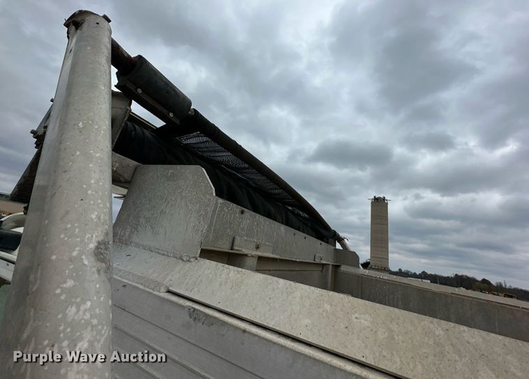 image for item NO9417 2014 Caterpillar CT660  dump truck