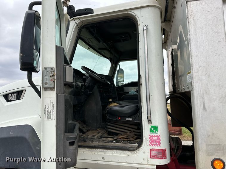 image for item NO9417 2014 Caterpillar CT660  dump truck