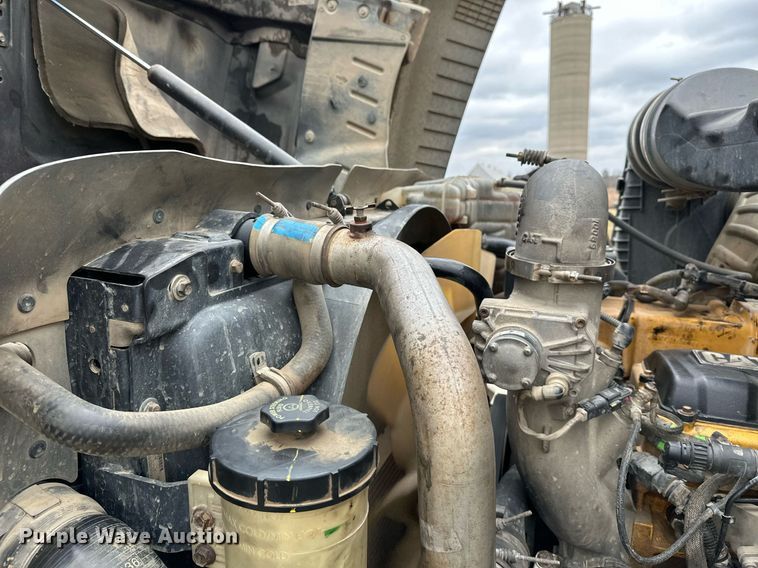 image for item NO9417 2014 Caterpillar CT660  dump truck