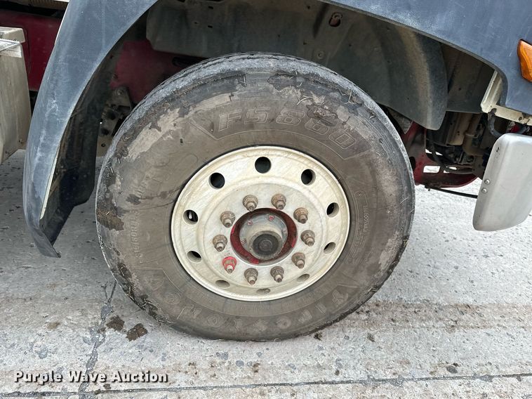 image for item NO9417 2014 Caterpillar CT660  dump truck