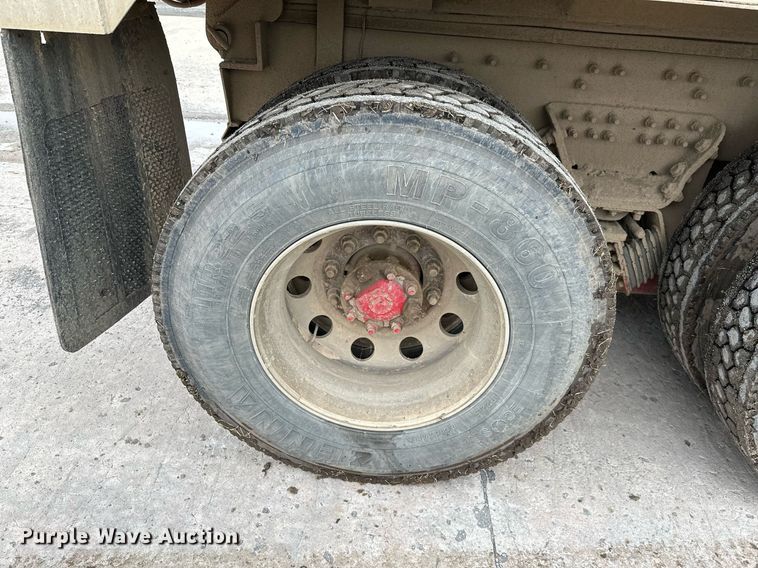 image for item NO9417 2014 Caterpillar CT660  dump truck