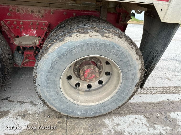 image for item NO9417 2014 Caterpillar CT660  dump truck