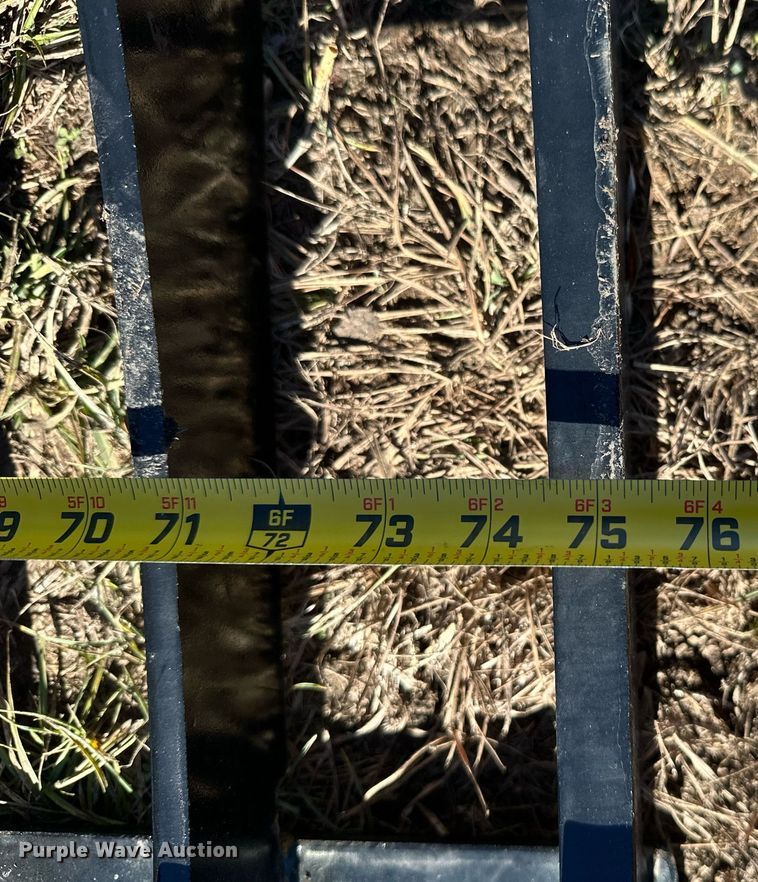 image for item NO9455 KC  skid steer rock grapple bucket