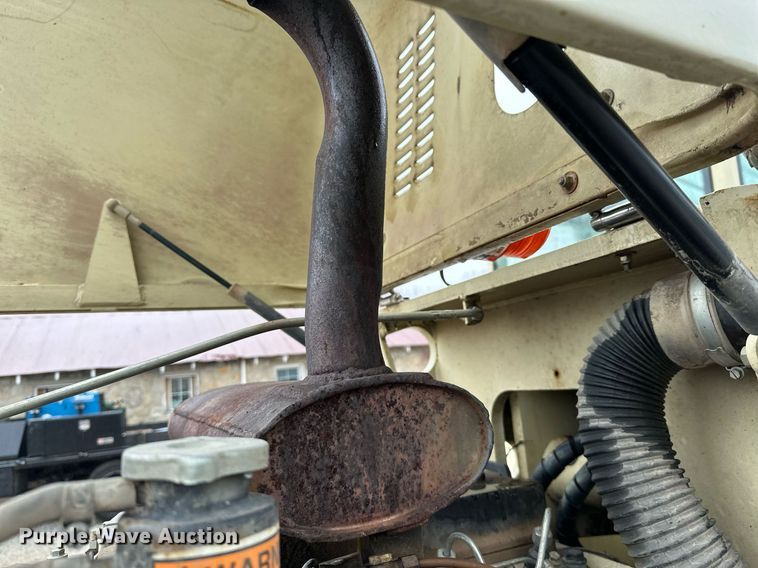 image for item NO9478 1997 Ingersoll Rand VR-524  telehandler