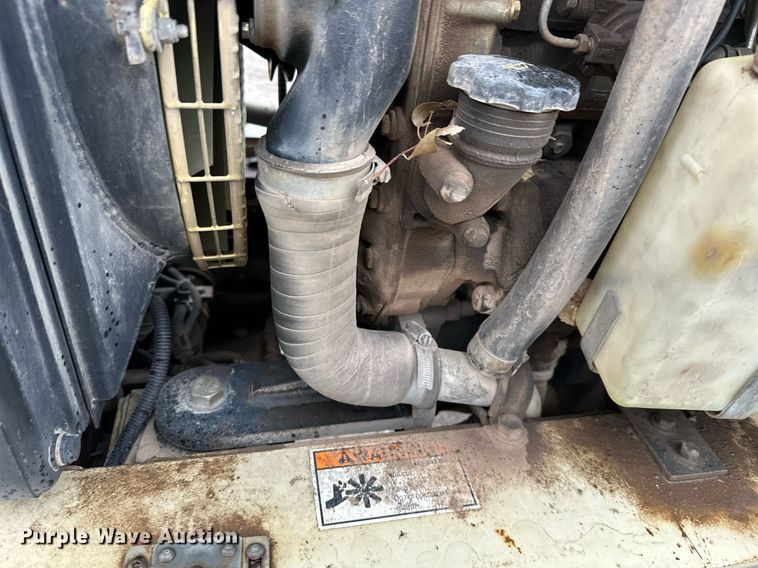 image for item NO9478 1997 Ingersoll Rand VR-524  telehandler