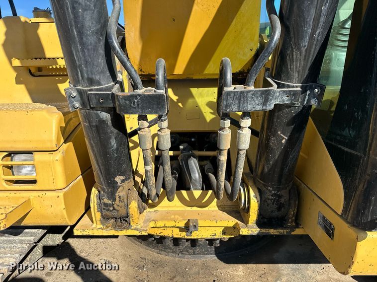 image for item NO9483 2008 Caterpillar 325D L  excavator