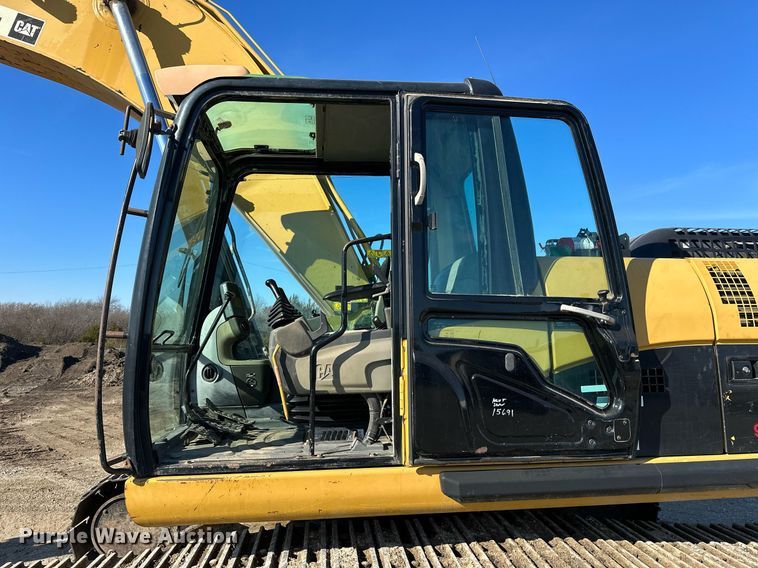 image for item NO9483 2008 Caterpillar 325D L  excavator