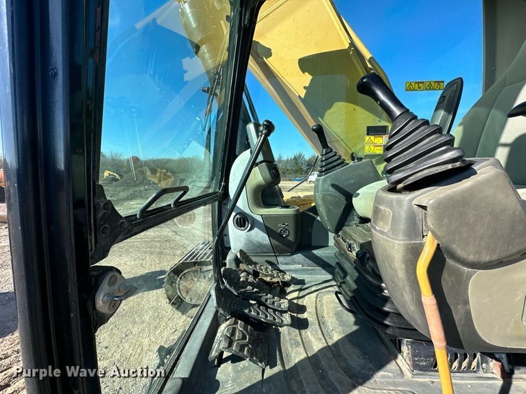 image for item NO9483 2008 Caterpillar 325D L  excavator