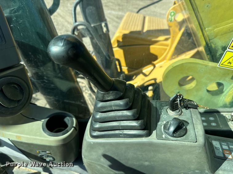 image for item NO9483 2008 Caterpillar 325D L  excavator