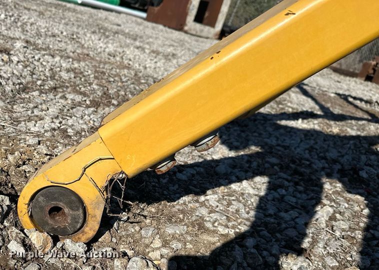 image for item NO9484 Caterpillar D6T  dozer sweeps