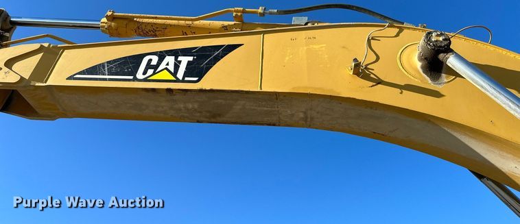 image for item NO9487 2006 Caterpillar 330C L  excavator
