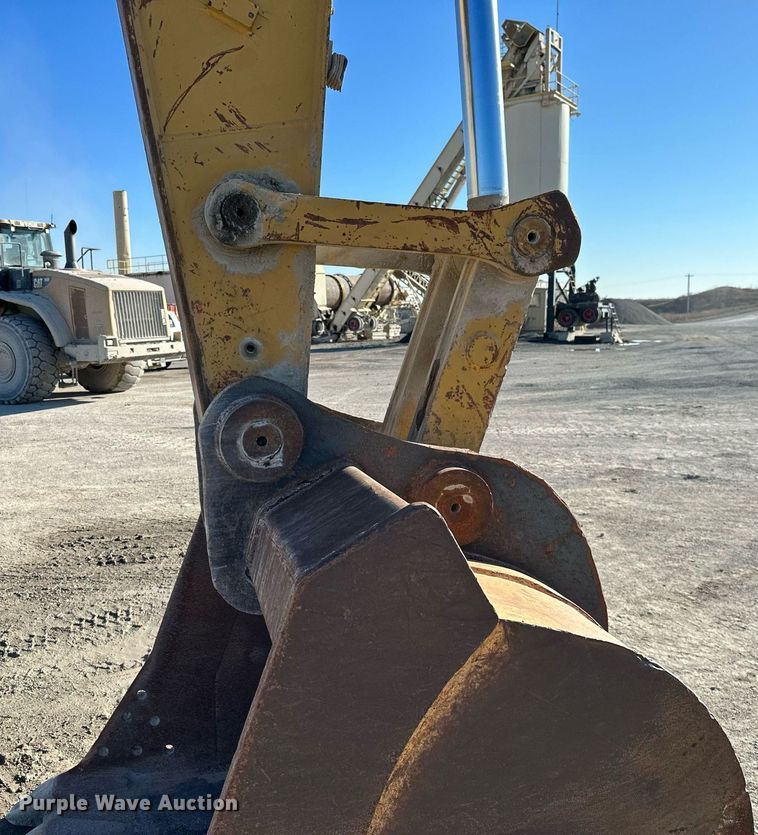 image for item NO9487 2006 Caterpillar 330C L  excavator