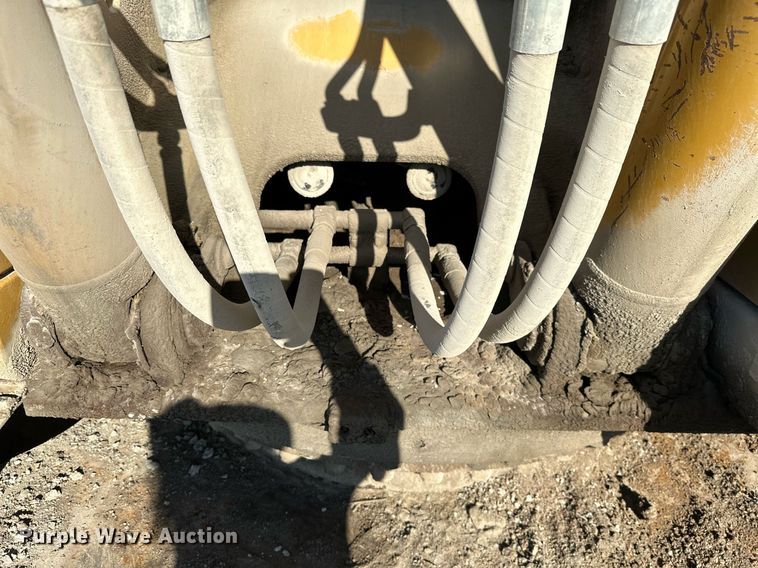 image for item NO9487 2006 Caterpillar 330C L  excavator