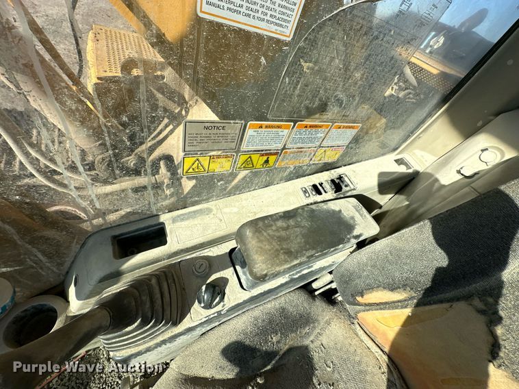 image for item NO9487 2006 Caterpillar 330C L  excavator