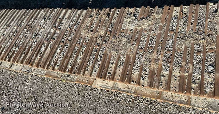 image for item NO9487 2006 Caterpillar 330C L  excavator