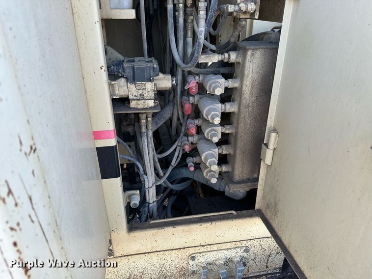 image for item NO9488 Ingersoll Rand ECM-470  blasthole drill