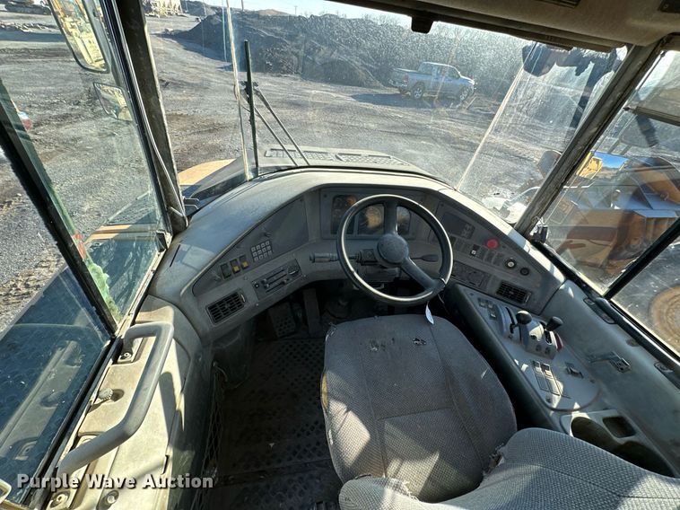 image for item NO9491 2006 Volvo A30D  haul truck