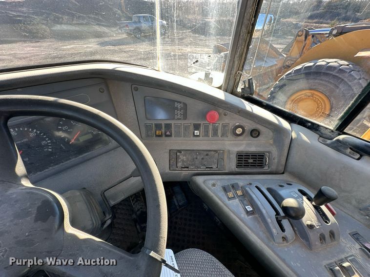 image for item NO9491 2006 Volvo A30D  haul truck