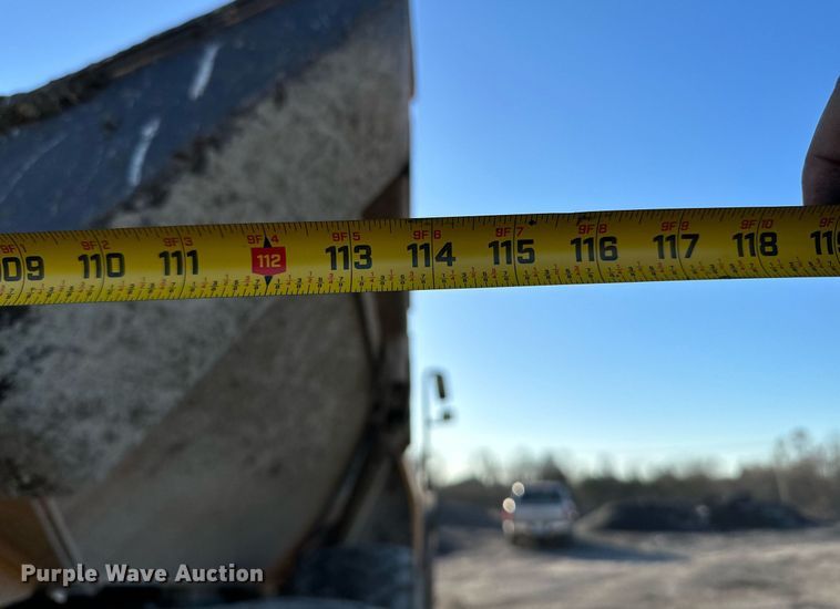 image for item NO9492 2002 Moxy MT31  haul truck