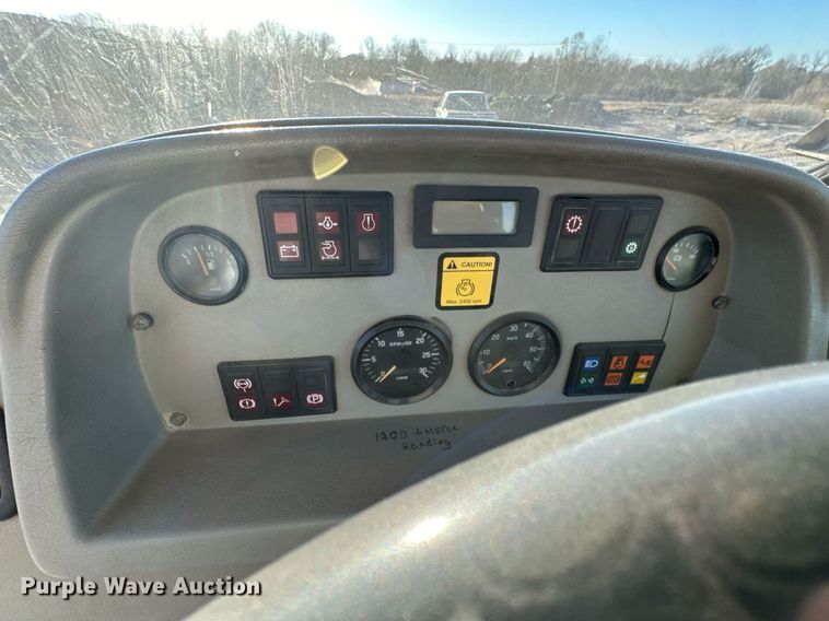 image for item NO9492 2002 Moxy MT31  haul truck