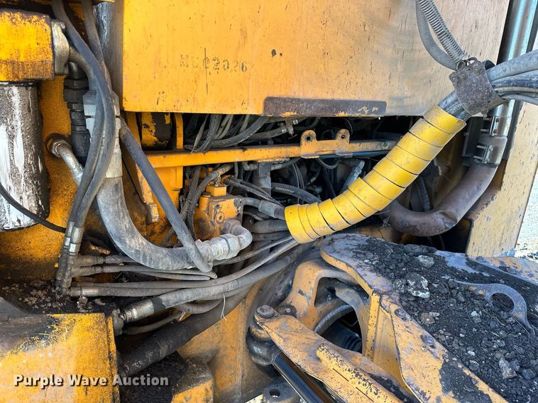 image for item NO9492 2002 Moxy MT31  haul truck