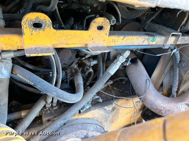 image for item NO9492 2002 Moxy MT31  haul truck