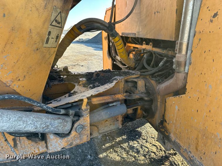 image for item NO9492 2002 Moxy MT31  haul truck