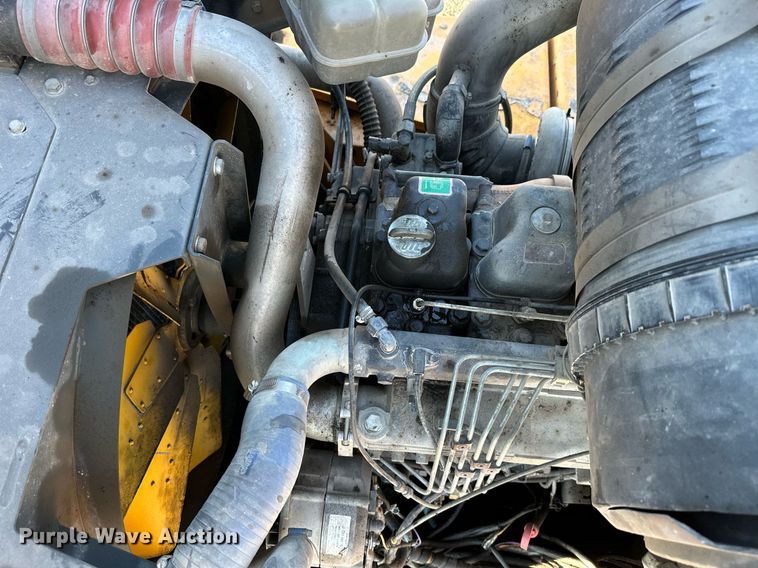 image for item NO9492 2002 Moxy MT31  haul truck