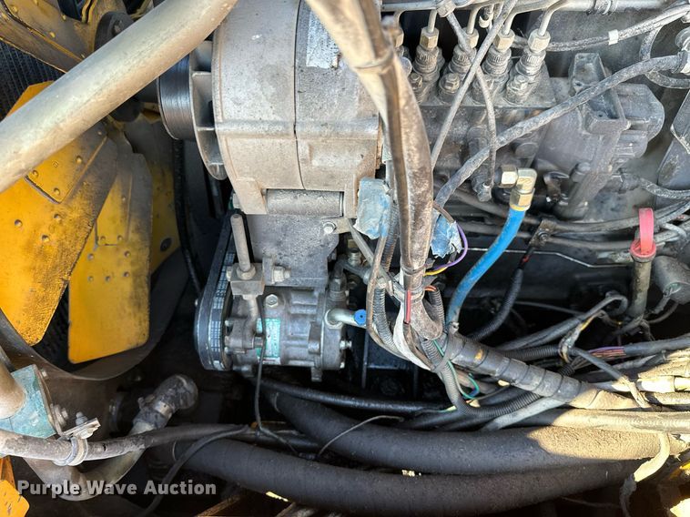 image for item NO9492 2002 Moxy MT31  haul truck