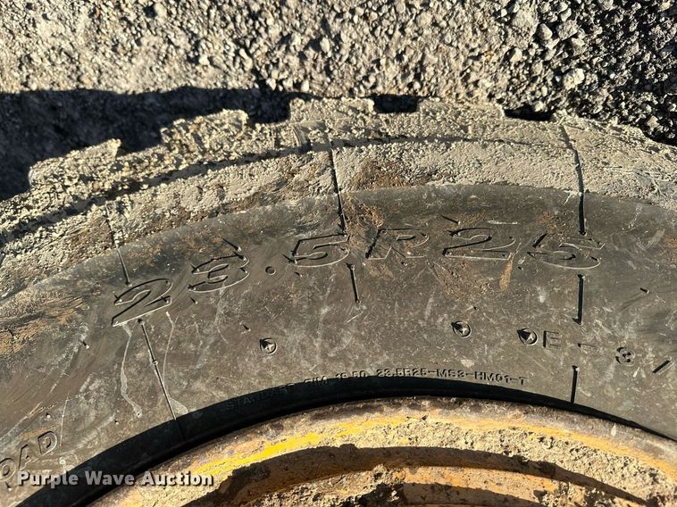 image for item NO9492 2002 Moxy MT31  haul truck