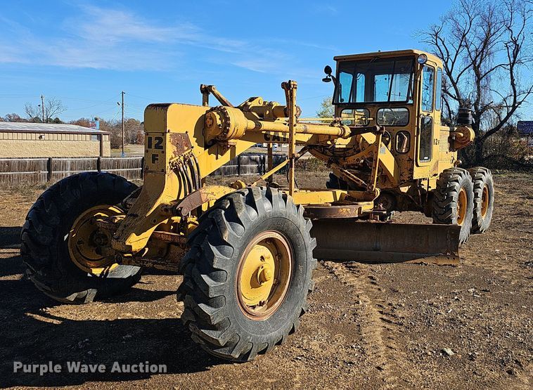 image for item NP9137 1966 Caterpillar 12F  rigid frame motor grader