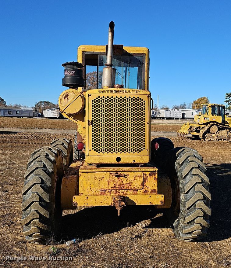 image for item NP9137 1966 Caterpillar 12F  rigid frame motor grader