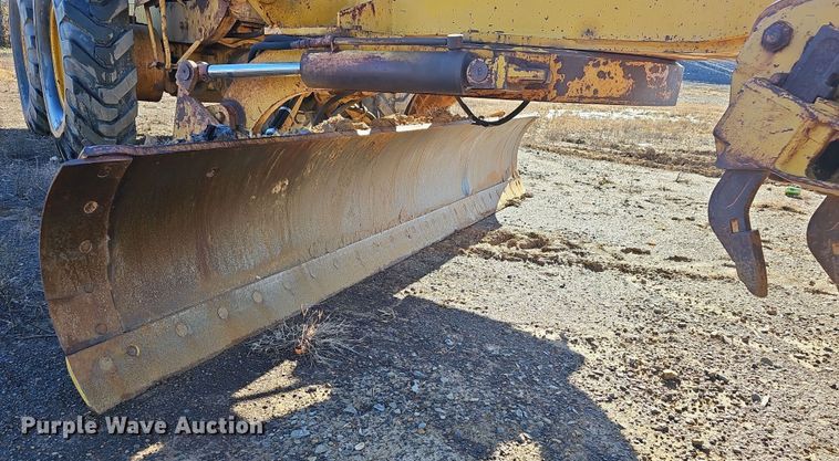 image for item NP9137 1966 Caterpillar 12F  rigid frame motor grader