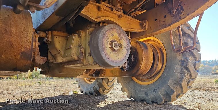 image for item NP9137 1966 Caterpillar 12F  rigid frame motor grader