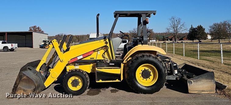 image for item NP9237 2014 New Holland U80C  landscape tractor