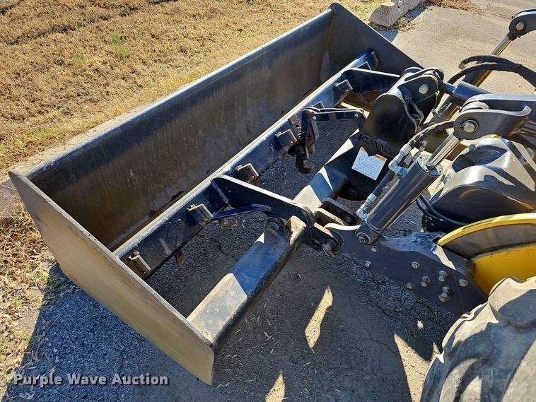 image for item NP9237 2014 New Holland U80C  landscape tractor