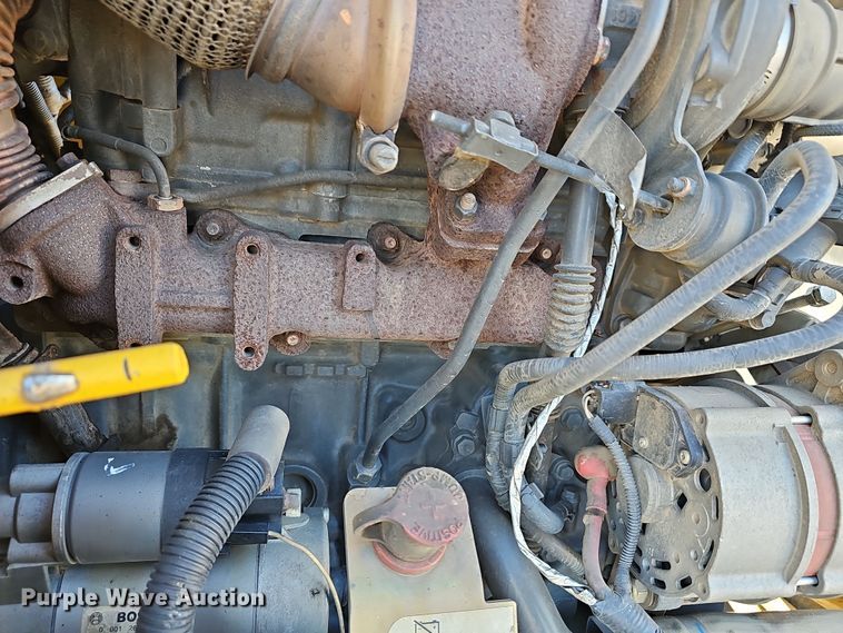 image for item NP9237 2014 New Holland U80C  landscape tractor