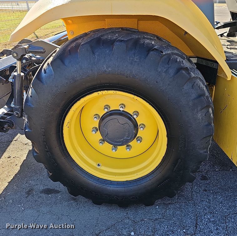 image for item NP9237 2014 New Holland U80C  landscape tractor