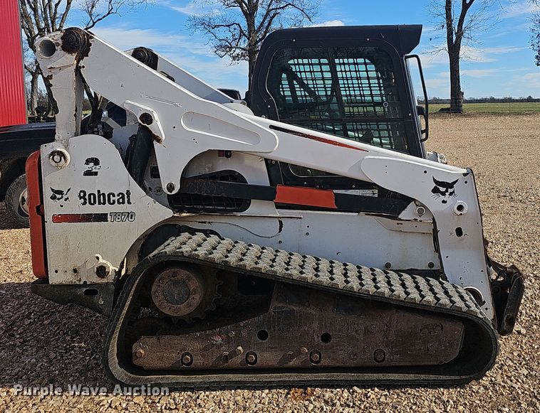 image for item NP9245 2013 Bobcat T870  tracked skid steer loader