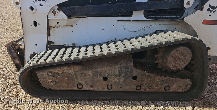 image for item NP9245 2013 Bobcat T870  tracked skid steer loader