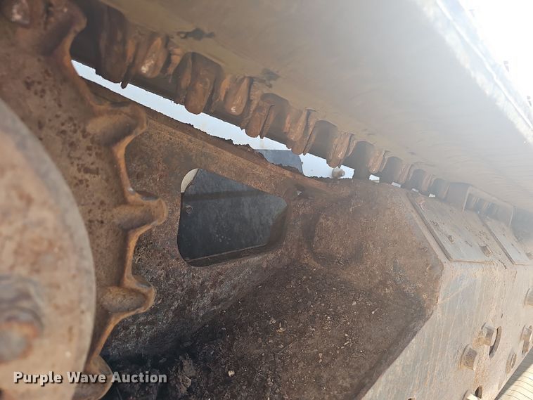 image for item NP9245 2013 Bobcat T870  tracked skid steer loader