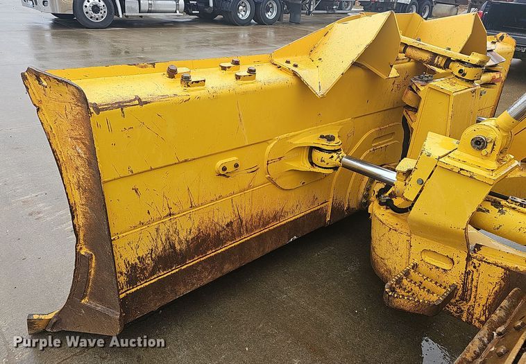 image for item NP9251 2019 Komatsu D65PXI-18  dozer