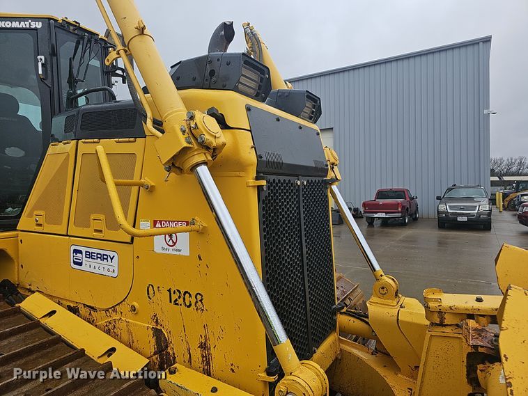 image for item NP9251 2019 Komatsu D65PXI-18  dozer