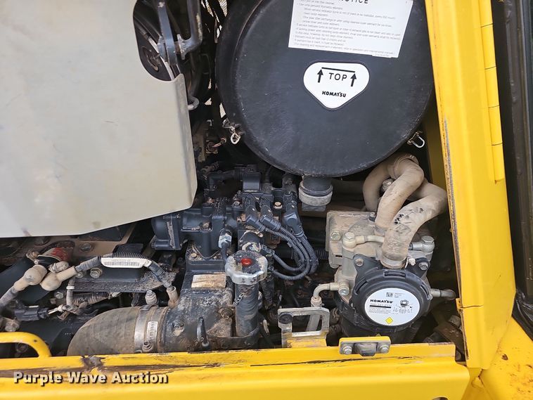 image for item NP9251 2019 Komatsu D65PXI-18  dozer