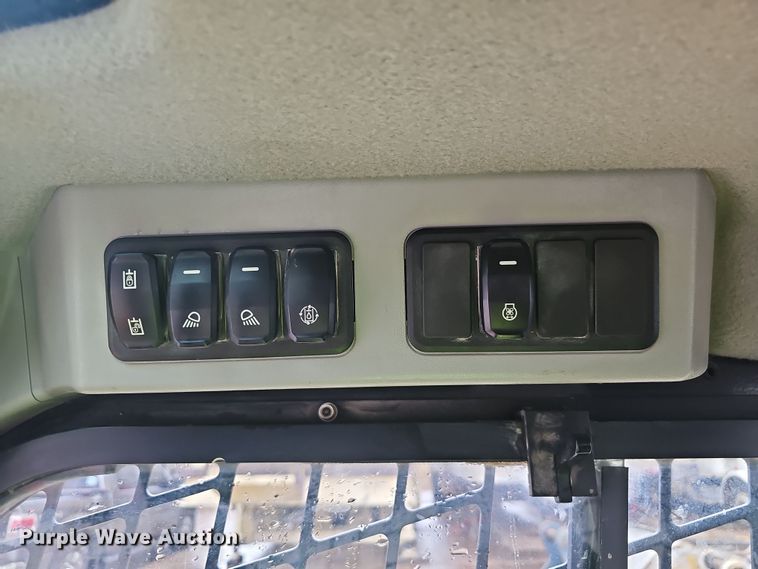 image for item NP9253 2020 Caterpillar 299D3  tracked skid steer loader