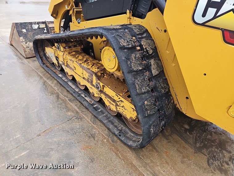 image for item NP9253 2020 Caterpillar 299D3  tracked skid steer loader
