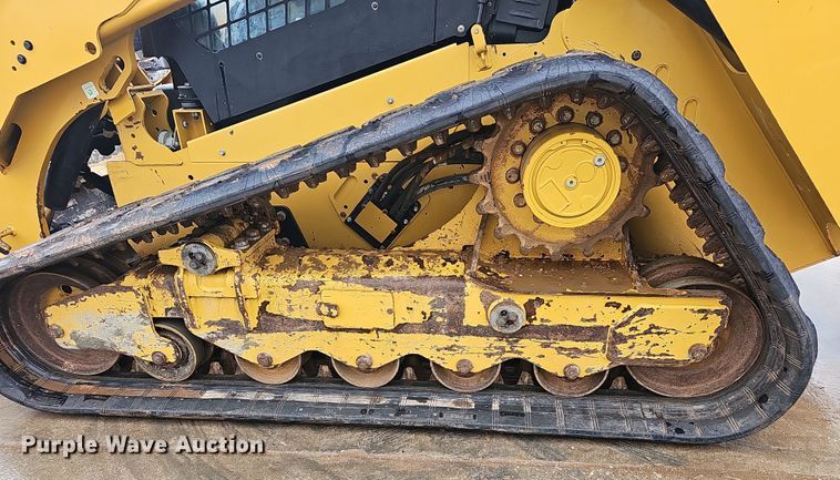 image for item NP9253 2020 Caterpillar 299D3  tracked skid steer loader