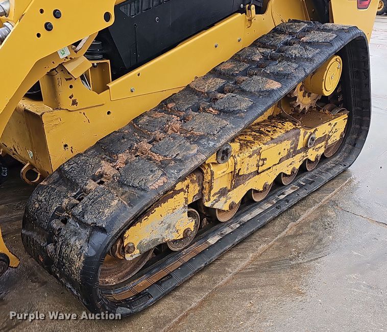image for item NP9253 2020 Caterpillar 299D3  tracked skid steer loader