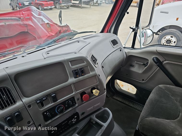 image for item NP9259 2001 Sterling L-Line  crane truck